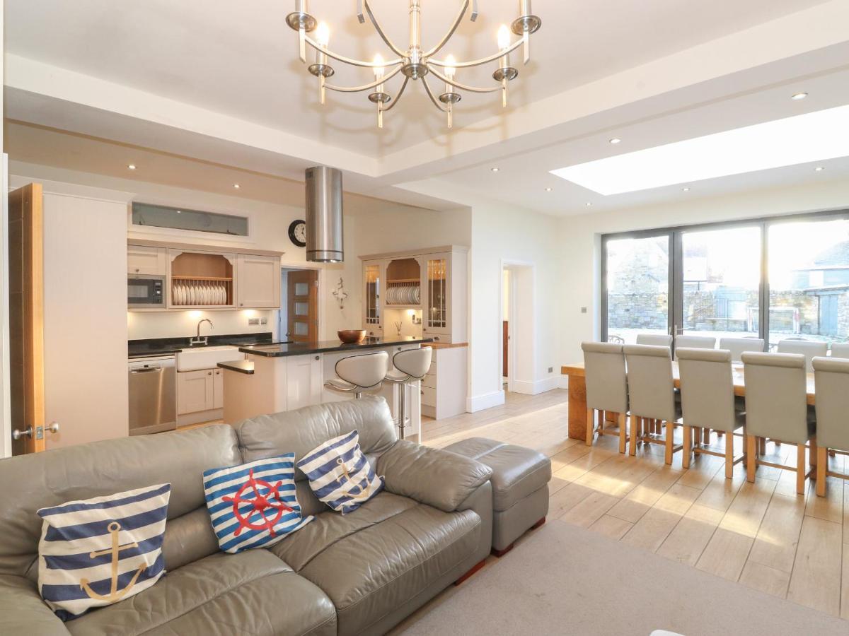 Rock Cottage Bamburgh Bagian luar foto