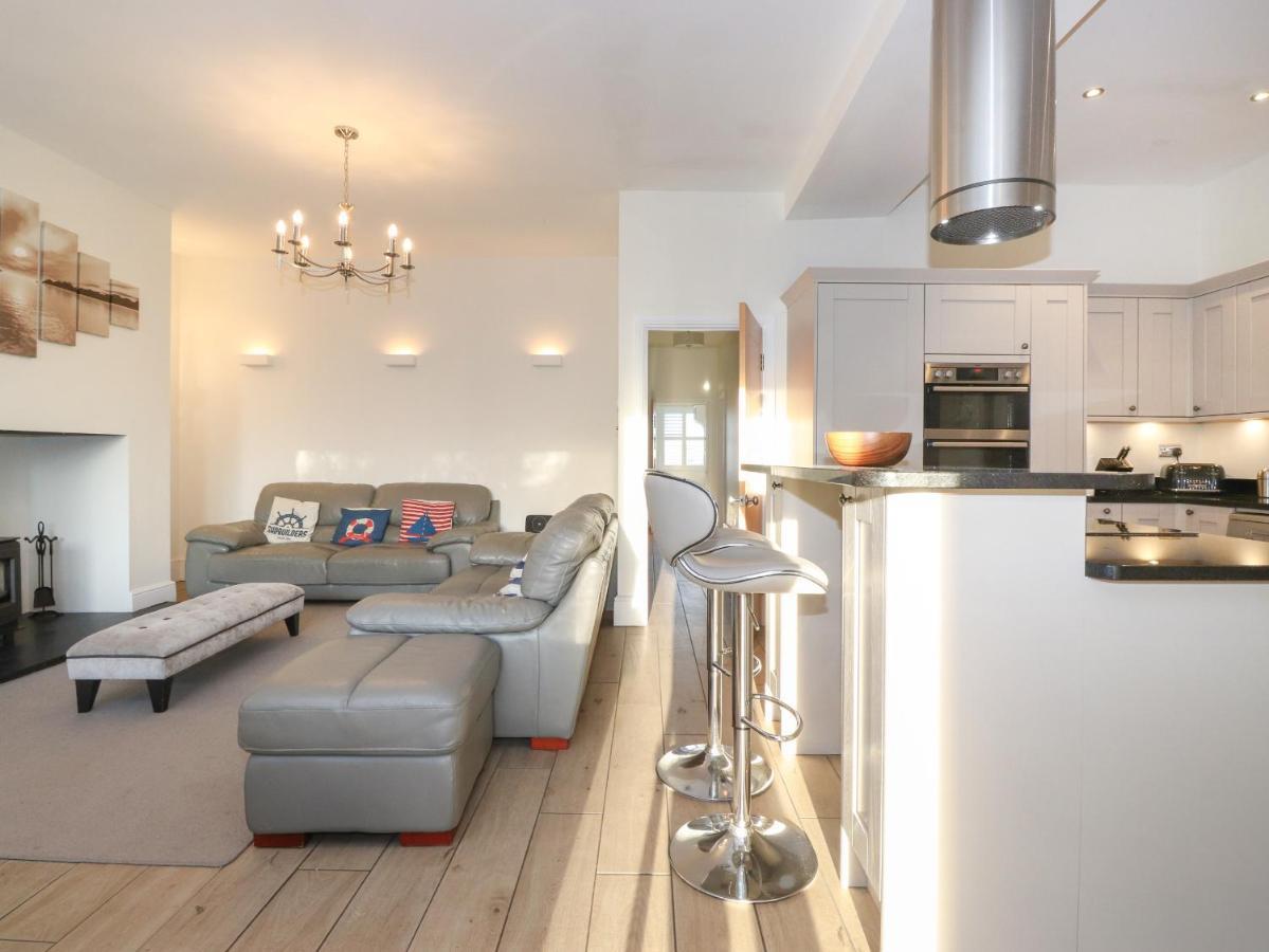 Rock Cottage Bamburgh Bagian luar foto
