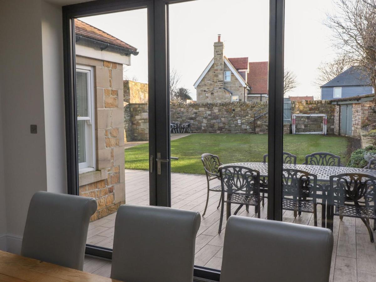 Rock Cottage Bamburgh Bagian luar foto